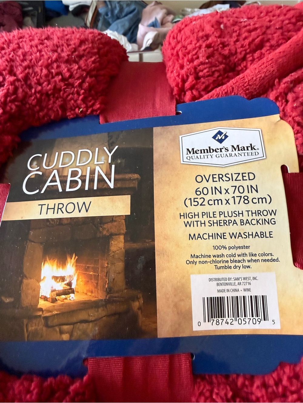 NWT Member’s Mark Cuddly Cabin Oversized Sherpa Throw Blanket Wine Red